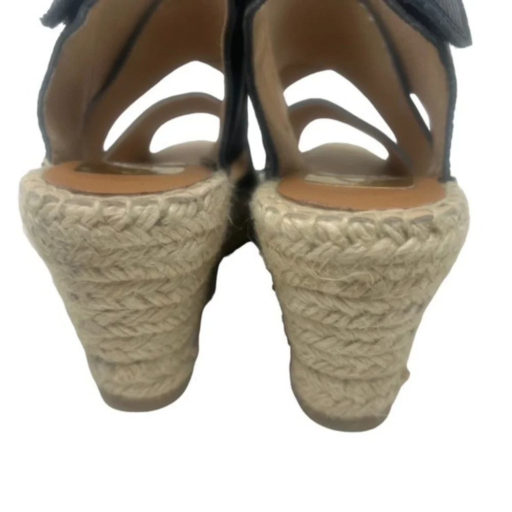 Kanna Wedge Sandals - Picture 9 of 11